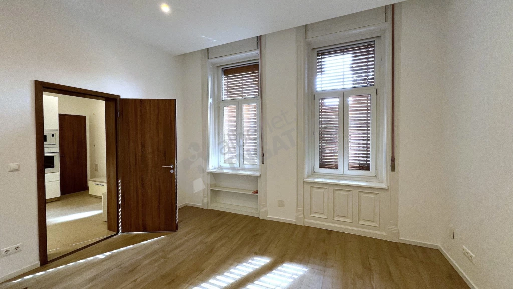 Kiadó téglalakás, Budapest VII. kerület, Péterfy Sándor utca