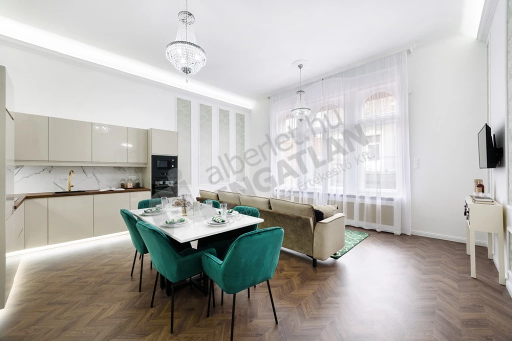 For rent brick flat, Budapest VI. kerület, Hajós utca