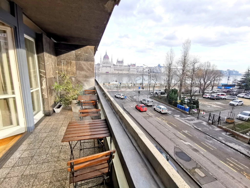 c3-2-name c2-19-name, Budapest II. kerület, Bem rakpart