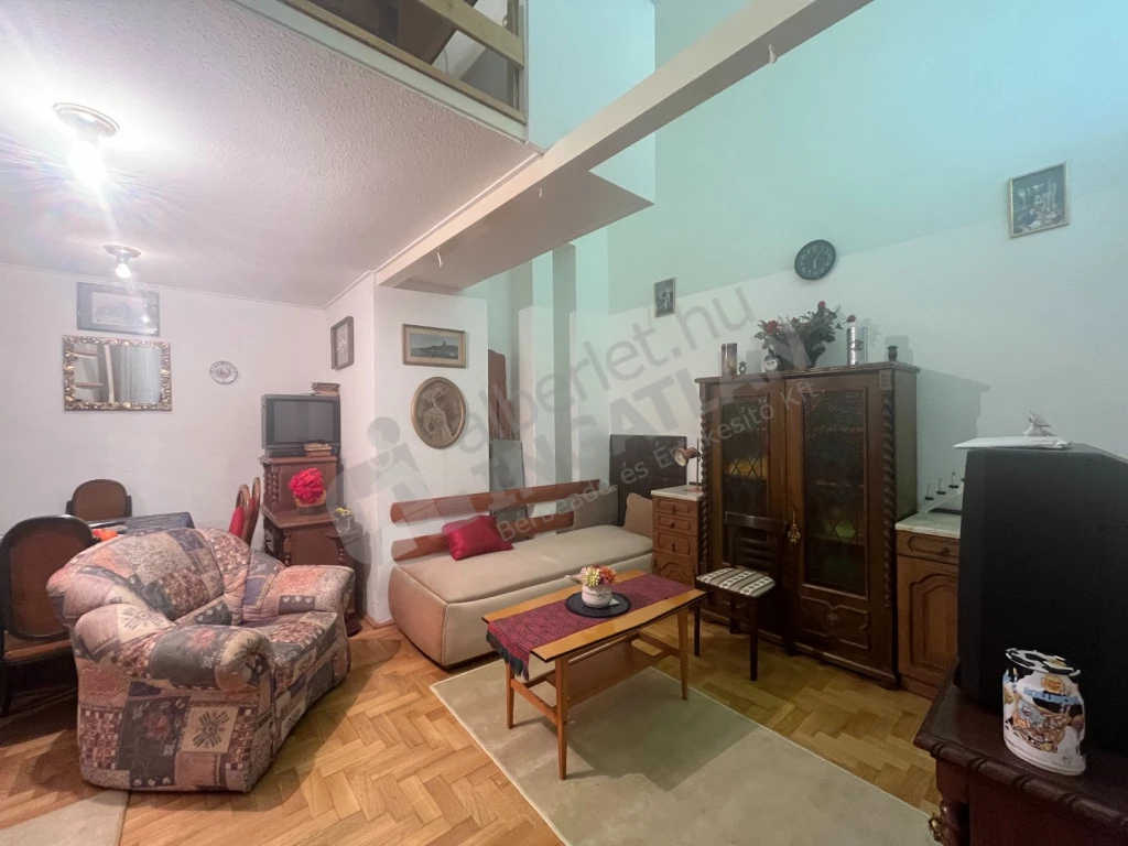 For sale brick flat, Budapest VI. kerület, Nagymező utca