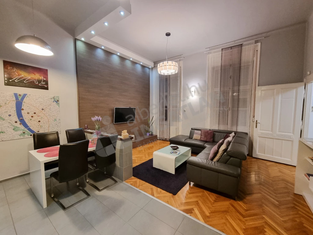 For rent brick flat, Budapest VI. kerület, Király utca