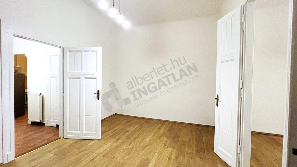 For rent brick flat, Budapest IV. kerület, Árpád út