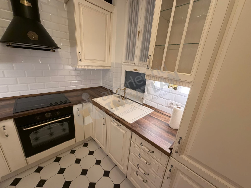 Kiadó téglalakás, Budapest I. kerület, Úri utca