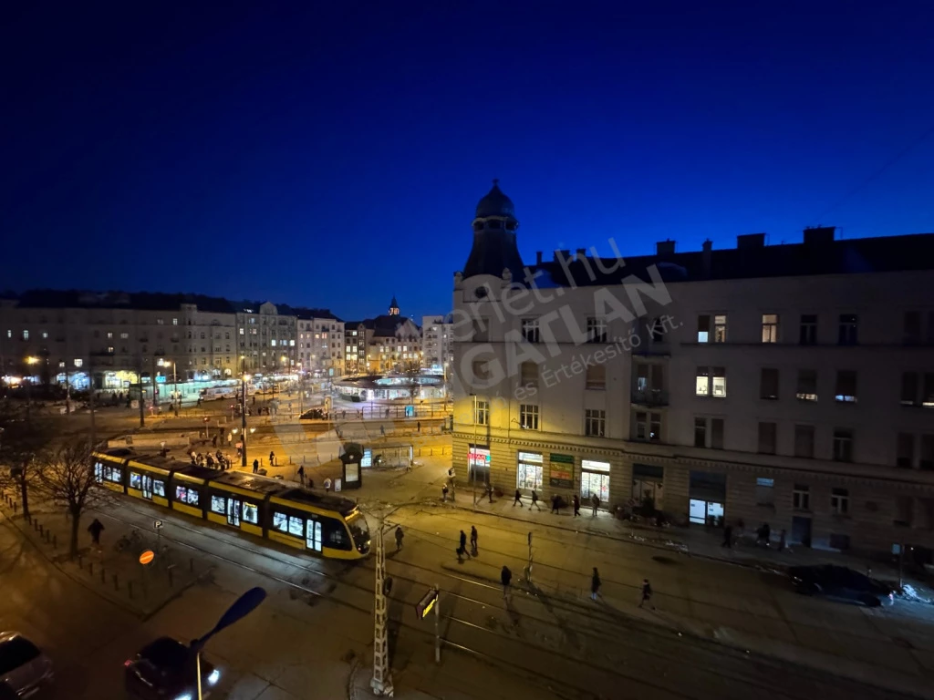 For rent brick flat, Budapest XI. kerület, Villányi út
