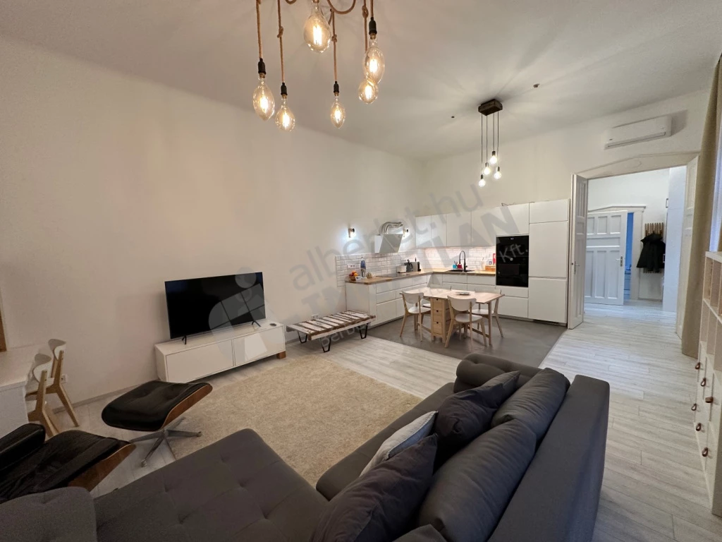 Kiadó téglalakás, Budapest XIII. kerület, Hegedűs Gyula utca