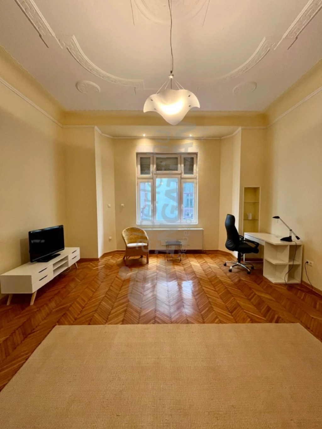 c3-2-name c2-19-name, Budapest V. kerület, Belgrád rakpart