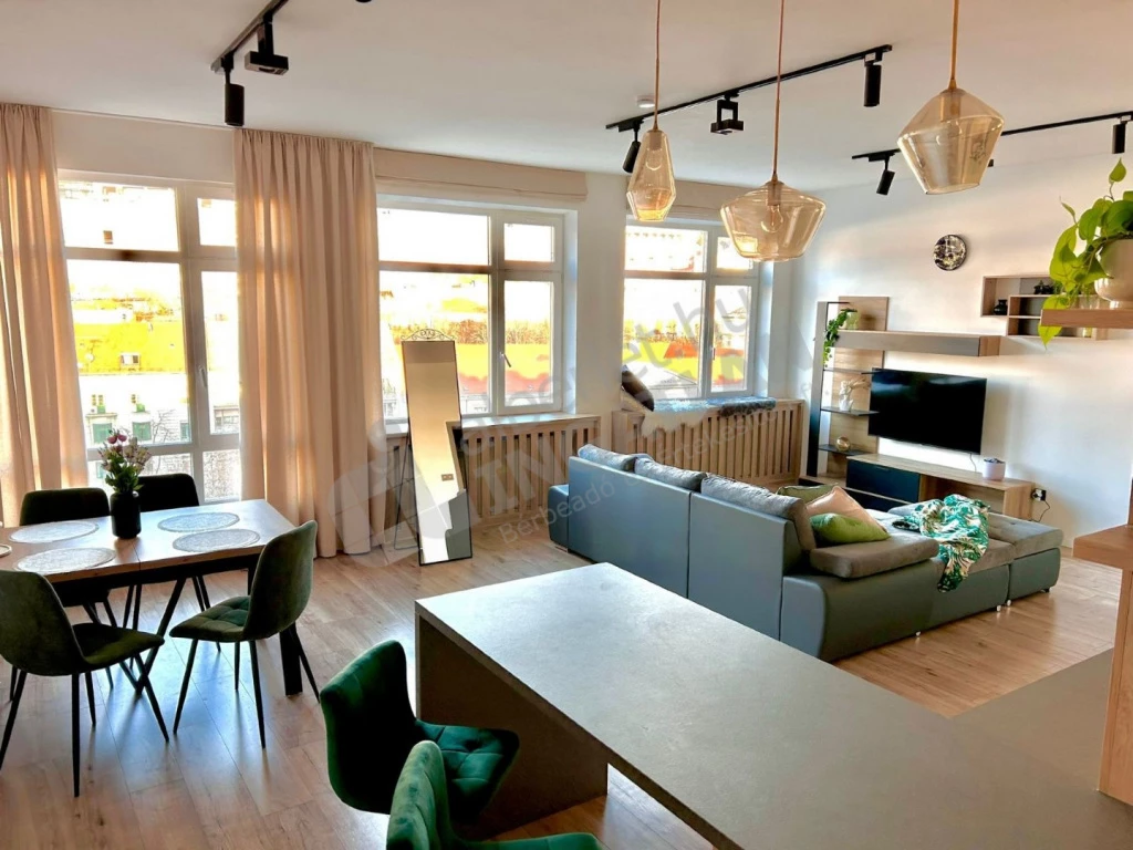 Kiadó téglalakás, Budapest I. kerület, Krisztina körút