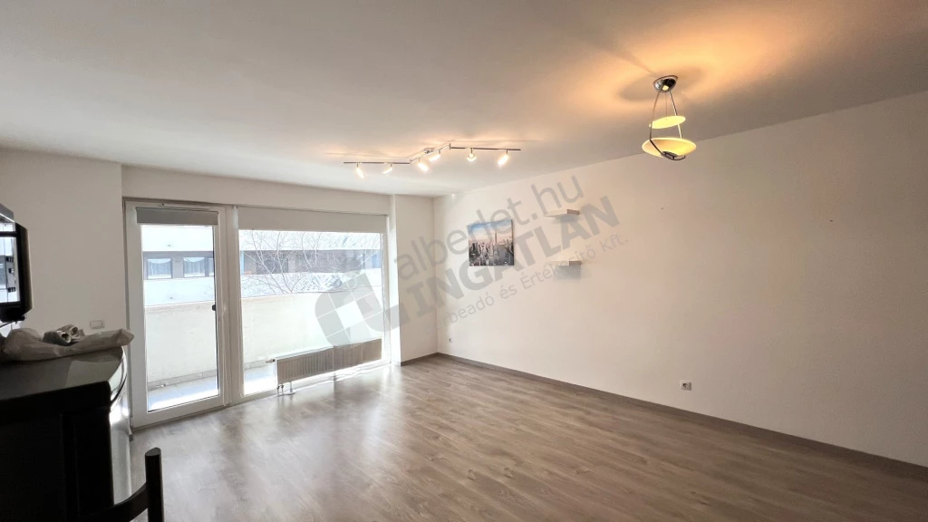 For rent brick flat, Budapest IX. kerület, Vágóhíd  utca