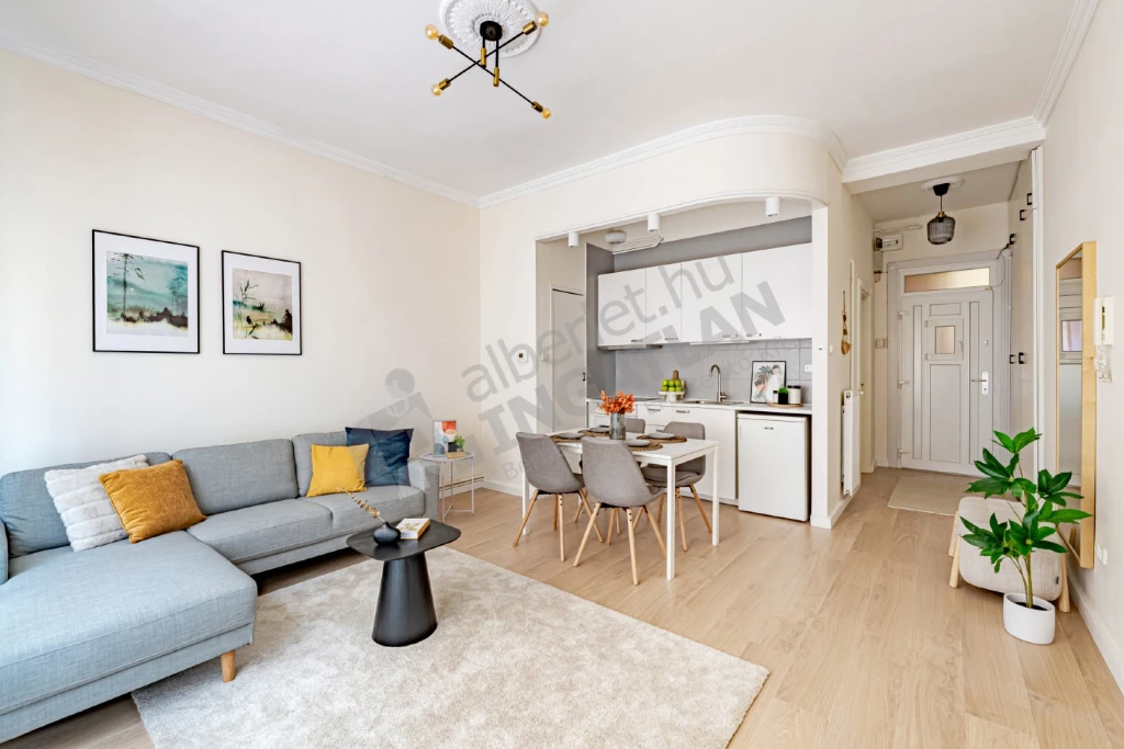 For sale brick flat, Budapest VIII. kerület, Baross utca