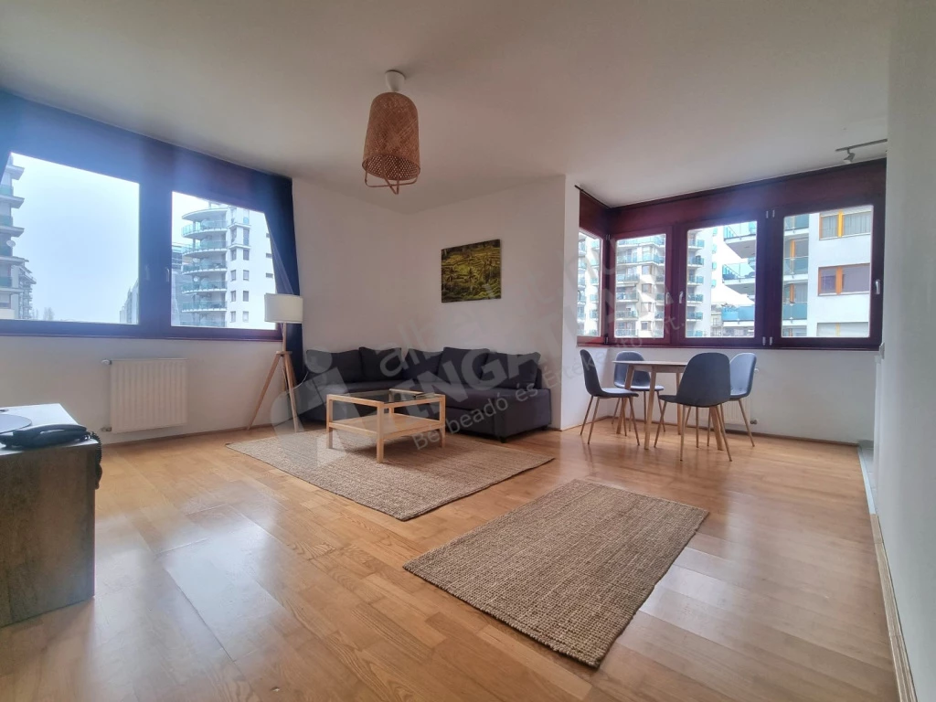 Kiadó téglalakás, Budapest XIII. kerület, Danubius utca