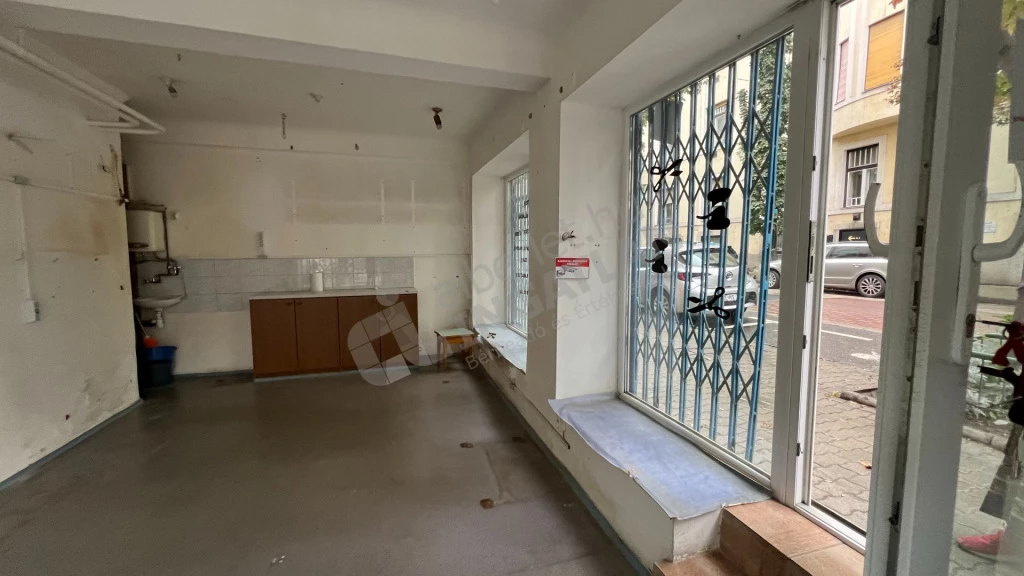 For sale store, Budapest XIII. kerület, Ipoly utca