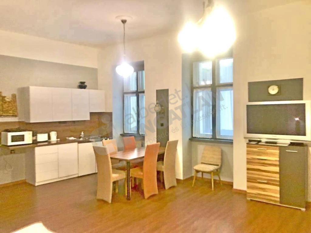 For rent brick flat, Budapest VI. kerület, Ó utca