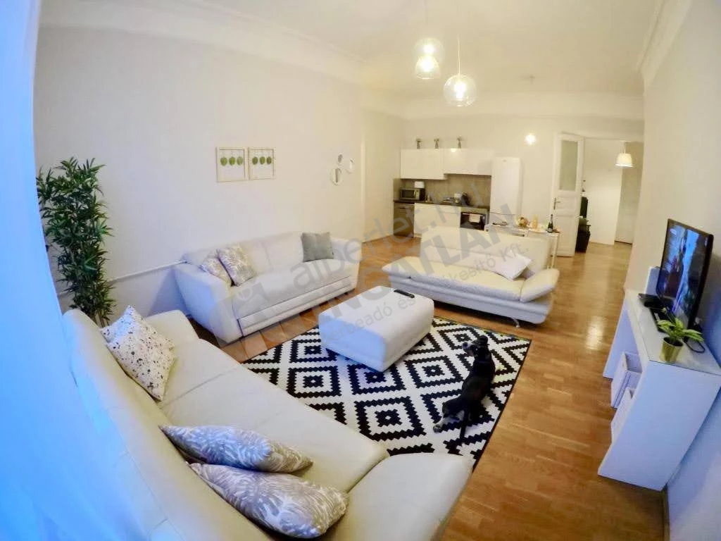 Kiadó téglalakás, Budapest VII. kerület, Károly körút