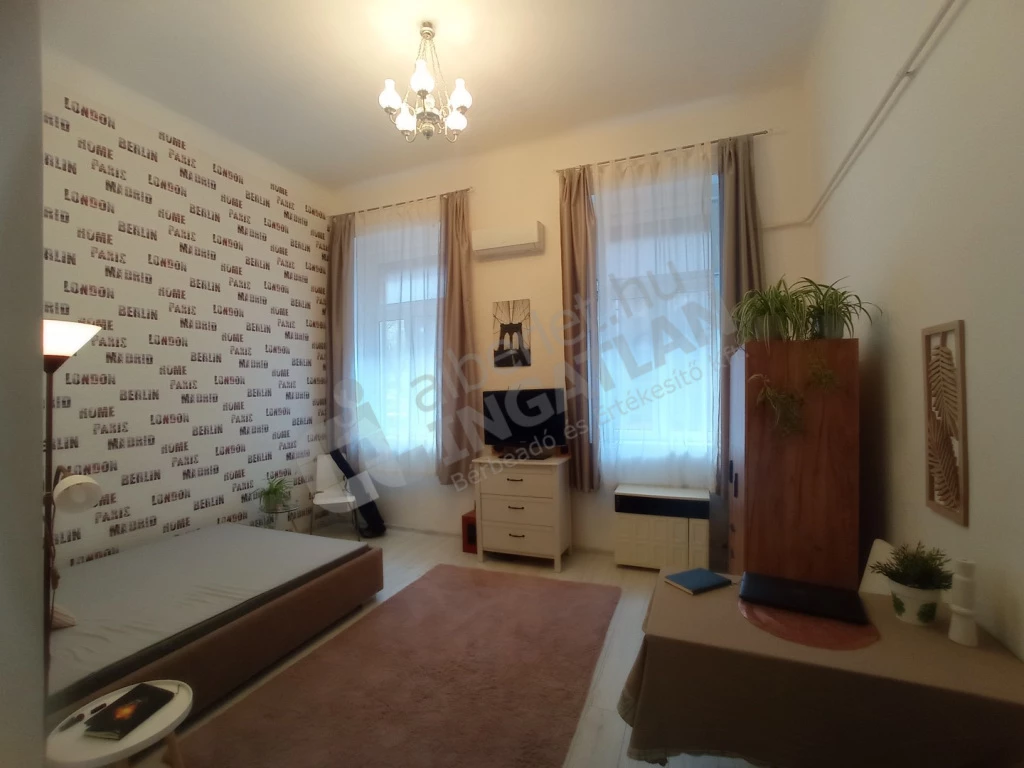 For sale brick flat, Budapest XIII. kerület, Garam utca