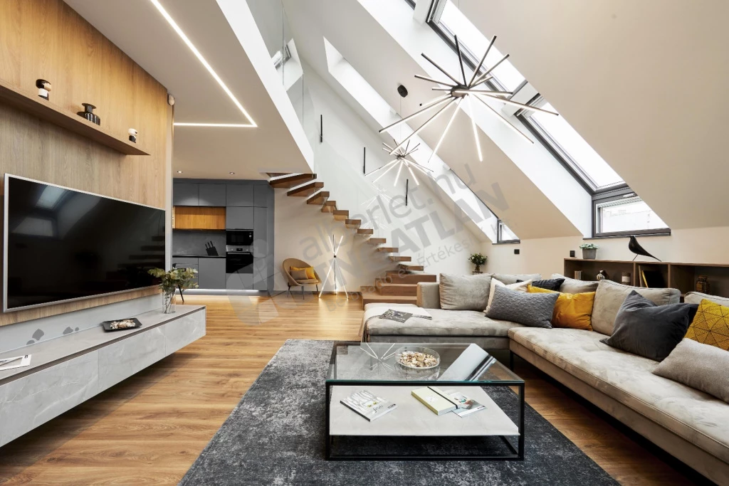 For rent brick flat, Budapest VI. kerület, Zichy Jenő utca