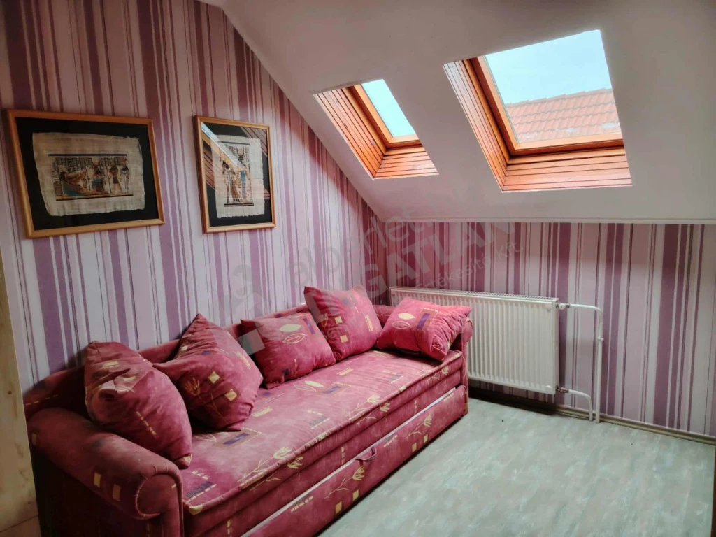 For rent brick flat, Nagykovácsi, Puskin utca