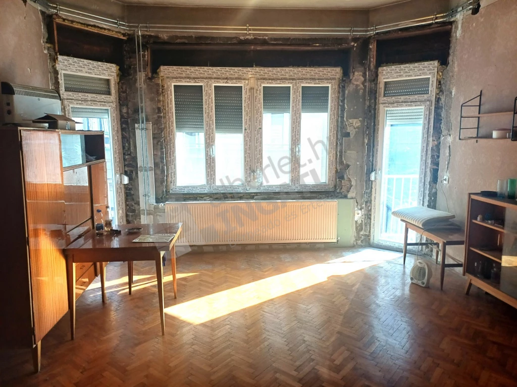 For sale brick flat, Budapest VII. kerület, Dohány utca