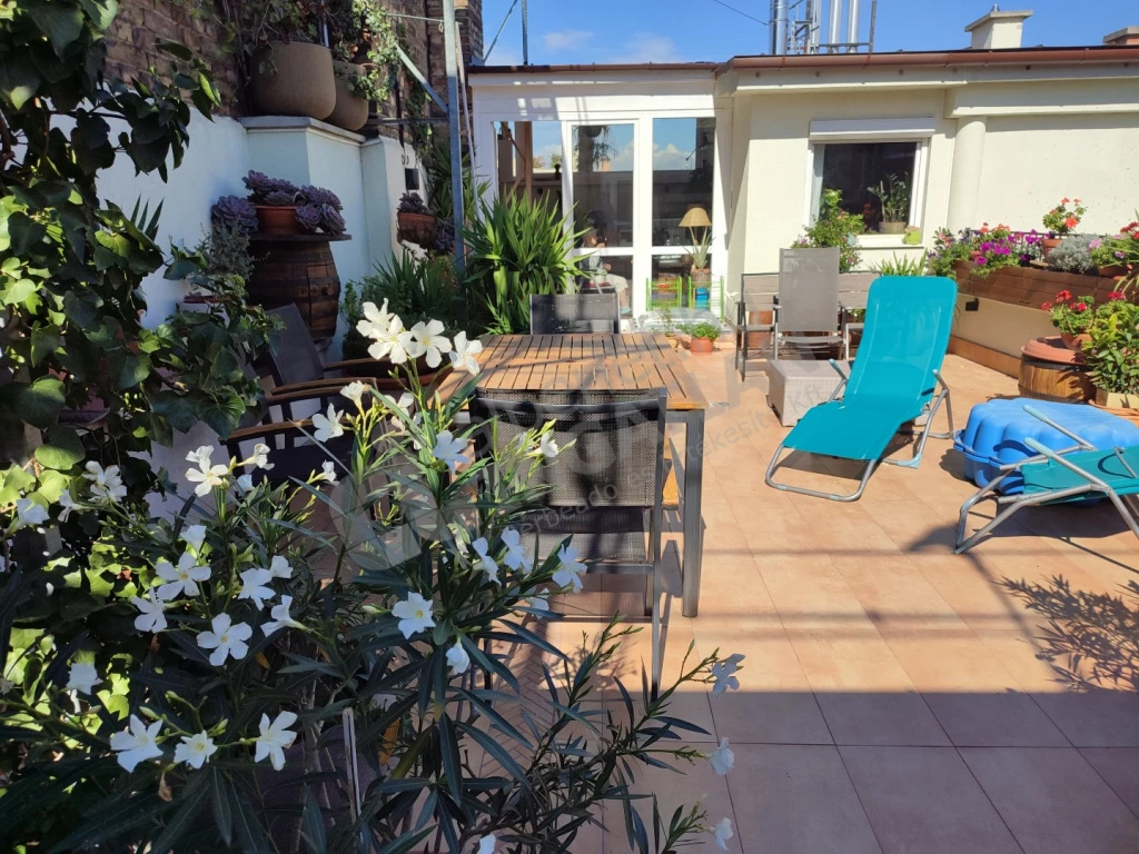 For sale brick flat, Budapest VI. kerület, Rózsa utca