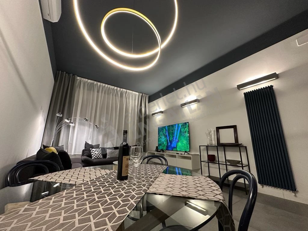 For rent brick flat, Budapest V. kerület, Haris köz