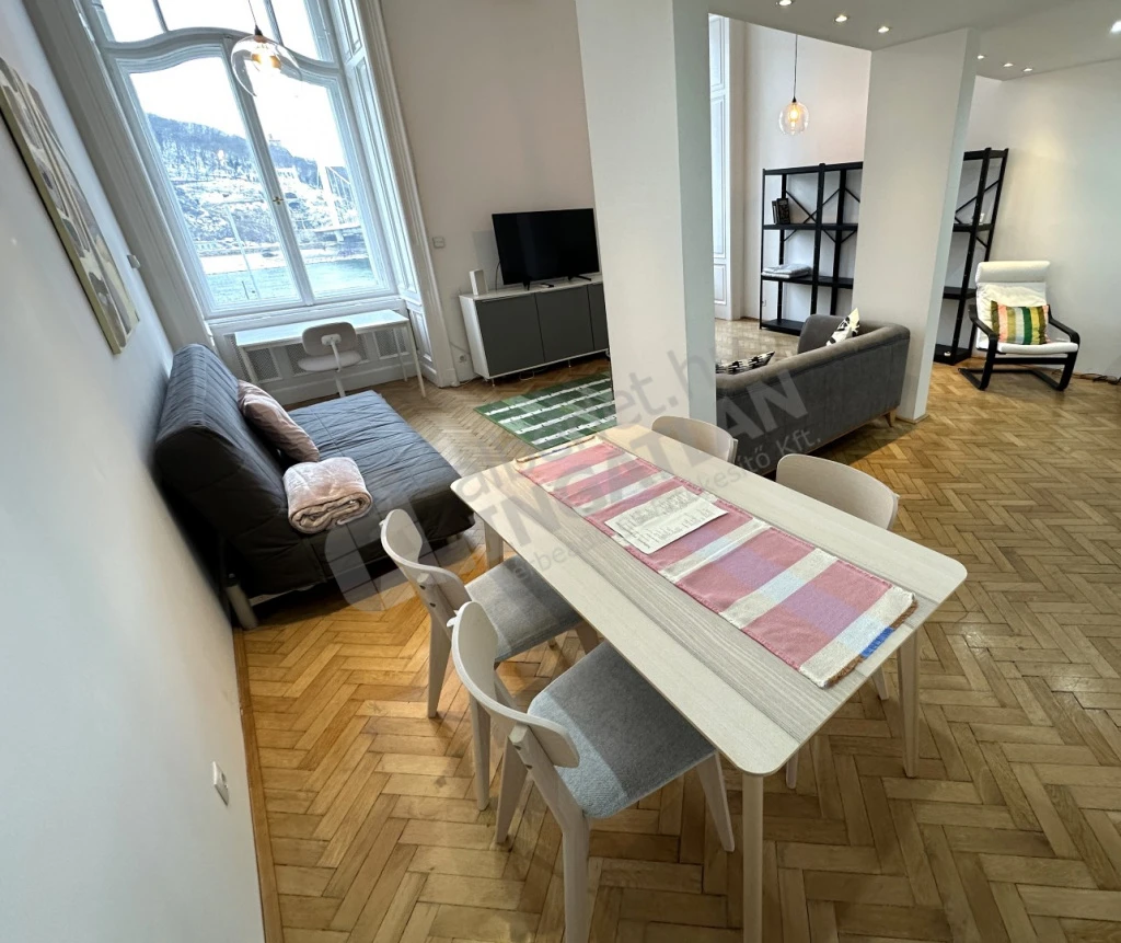 Kiadó téglalakás, Budapest V. kerület, Belgrád rakpart