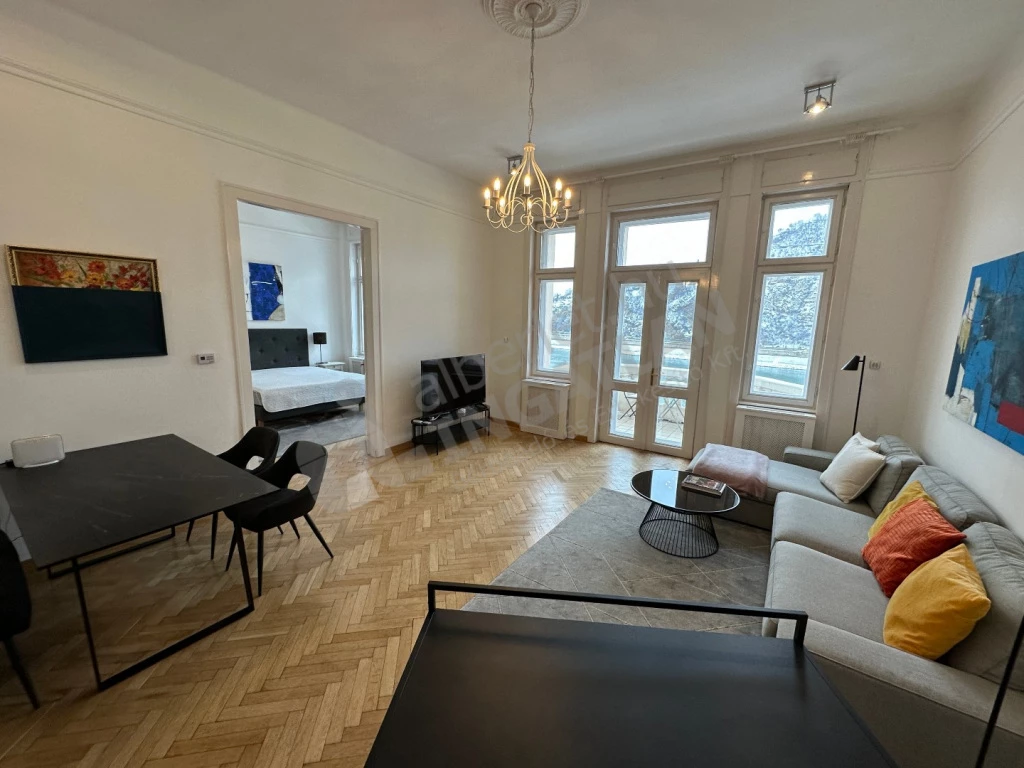 For rent brick flat, Budapest V. kerület, Belgrád rakpart