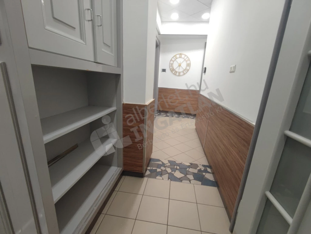 For rent brick flat, Budapest V. kerület, Bajcsy-Zsilinszky út