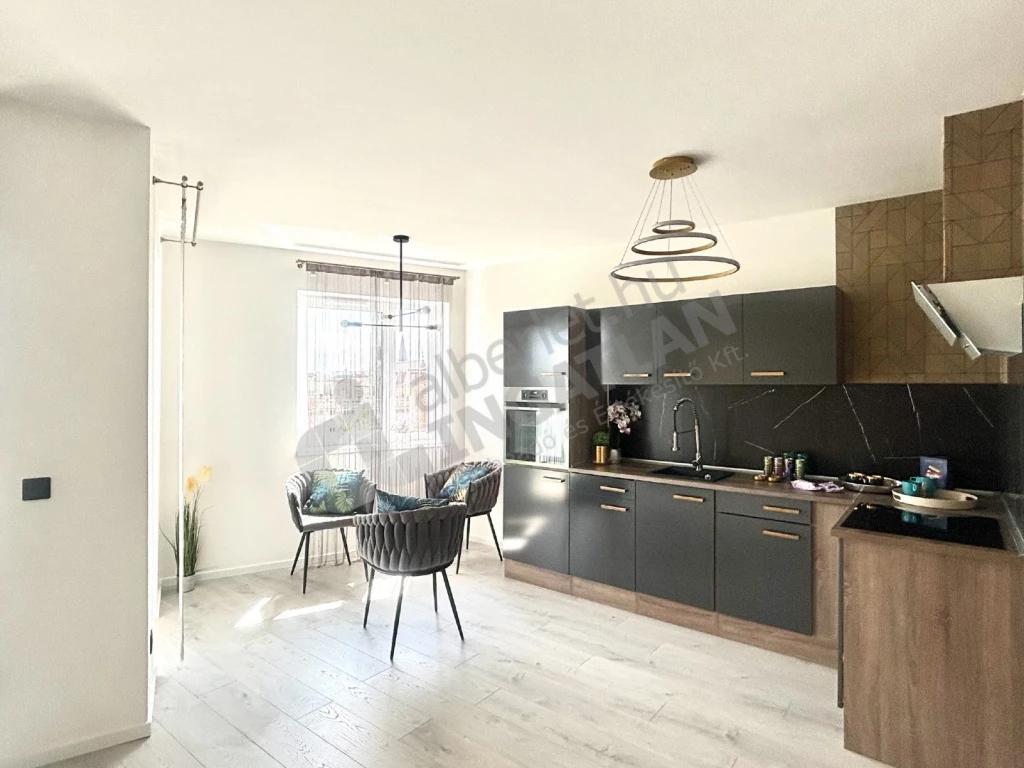 For sale brick flat, Budapest XIII. kerület, Kassák Lajos utca