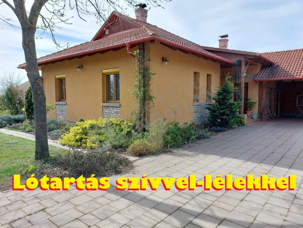 Eladó családi ház, Szada, Margita utca