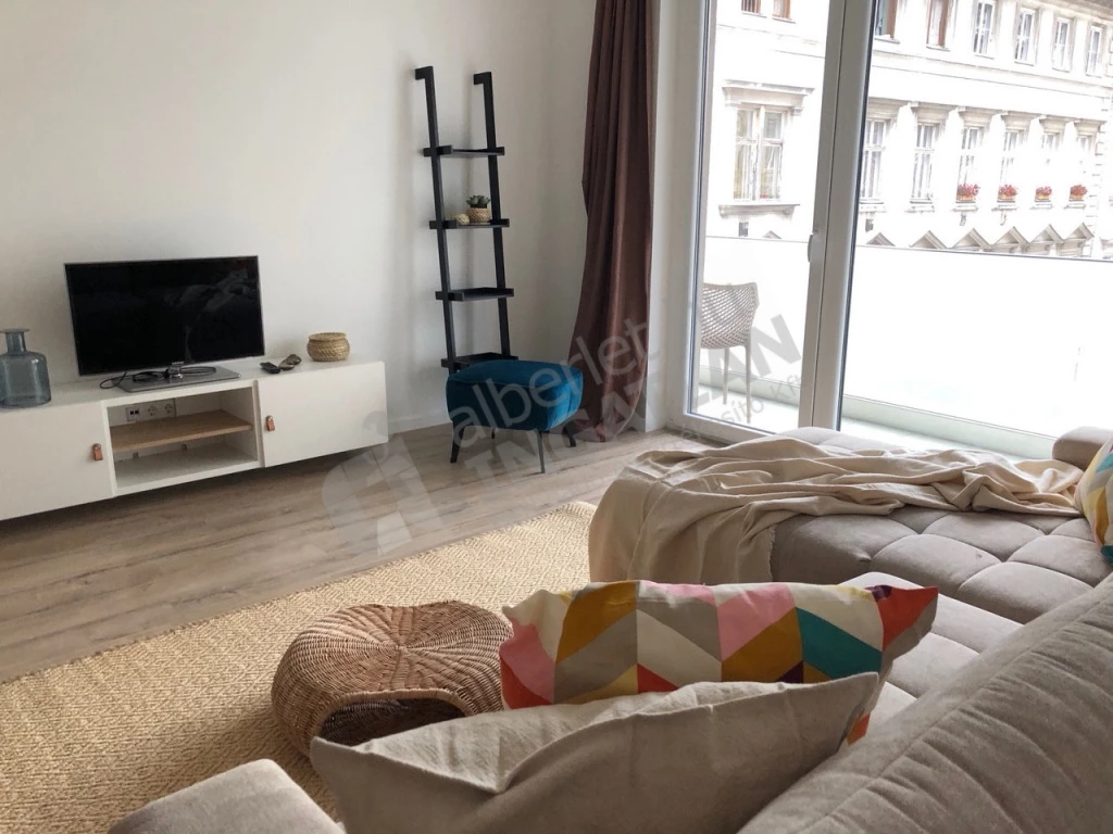 For rent brick flat, Budapest VI. kerület, Rózsa utca