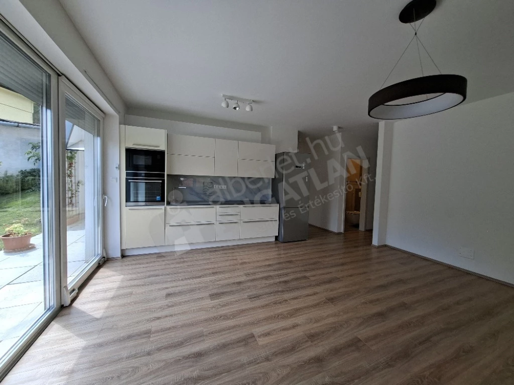 Eladó téglalakás, Budapest XXII. kerület, Barkács utca