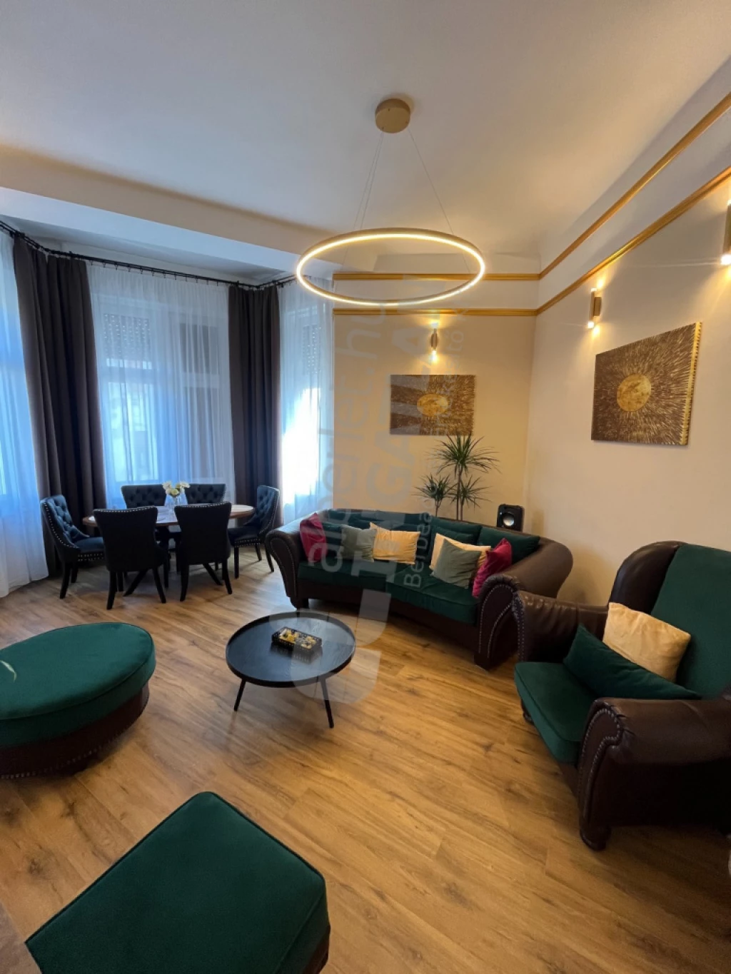 c3-2-name c2-19-name, Budapest VIII. kerület, Gutenberg tér