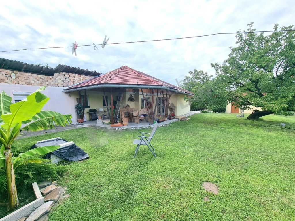 Eladó családi ház, Budapest XXI. kerület, Szilvafa utca