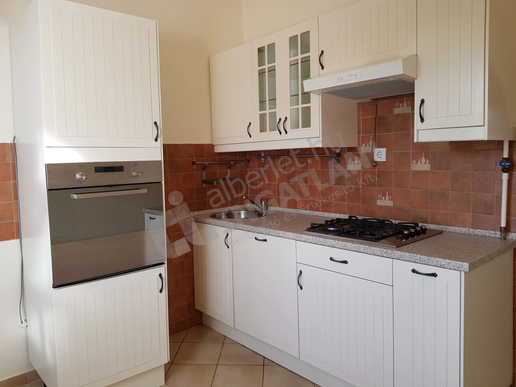 For rent brick flat, Budapest XIV. kerület, Huszt utca