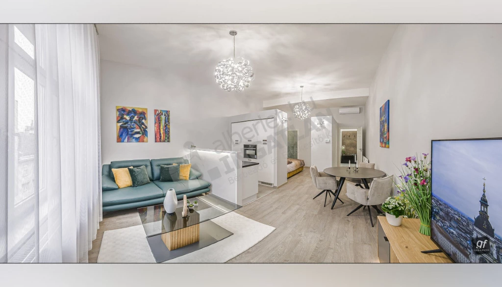 For rent brick flat, Budapest V. kerület, Október 6. utca