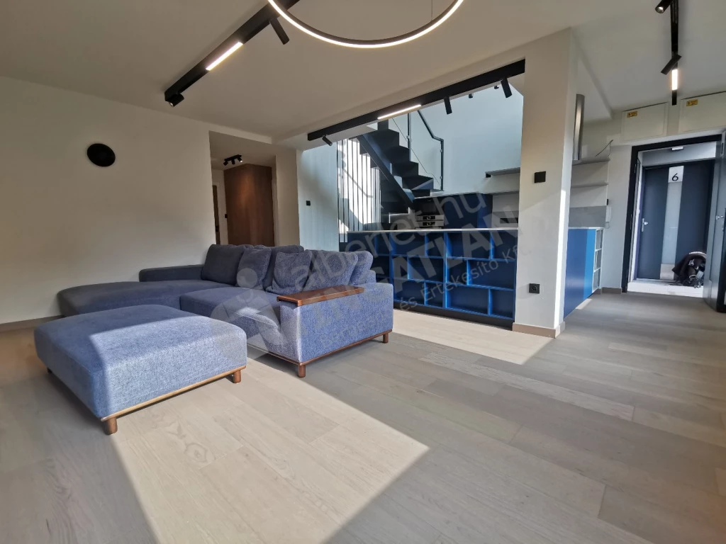 Eladó téglalakás, Budapest VI. kerület, Király utca