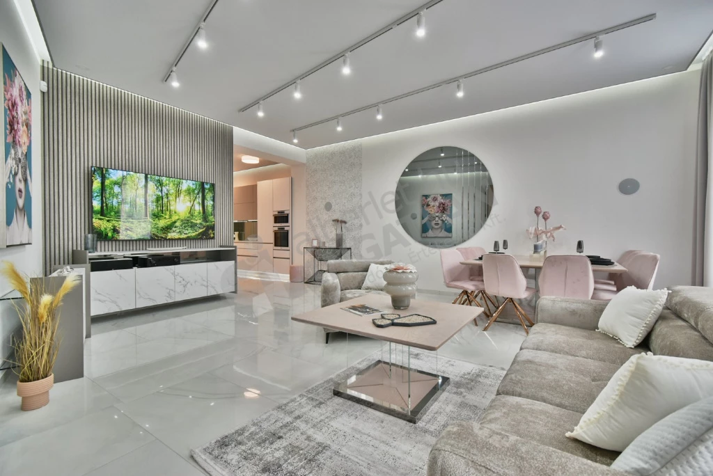 Eladó téglalakás, Budapest V. kerület, Károly körút