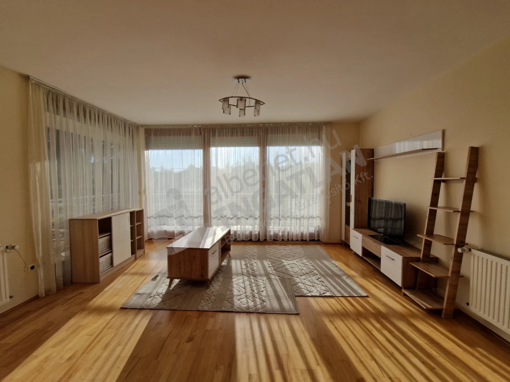 For rent brick flat, Budapest XI. kerület, Beregszász út