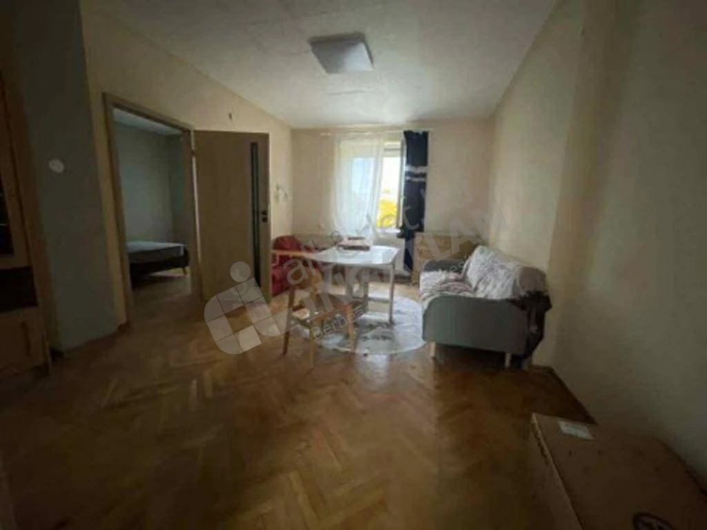 c3-1-name c2-19-name, Budapest X. kerület, Tárna utca