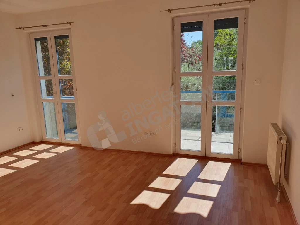 c3-2-name c2-19-name, Budapest III. kerület, Tündérliget utca