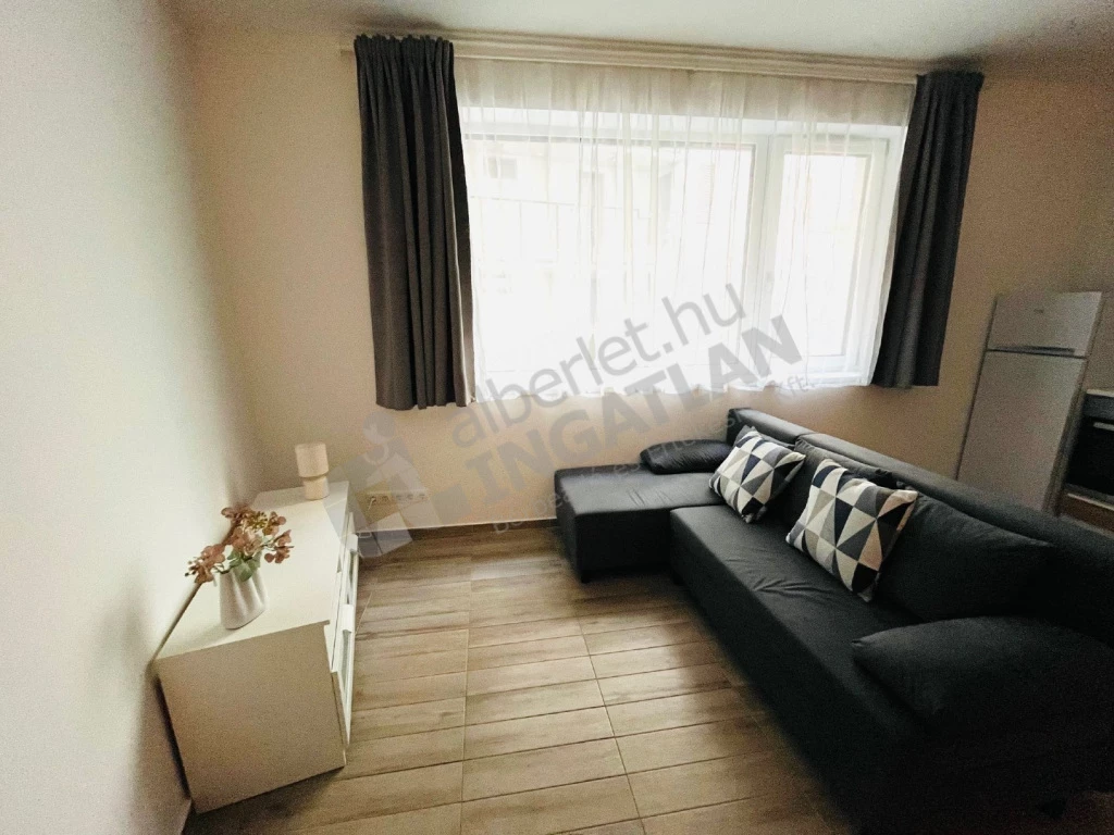 Kiadó téglalakás, Budapest IX. kerület, Ráday  utca