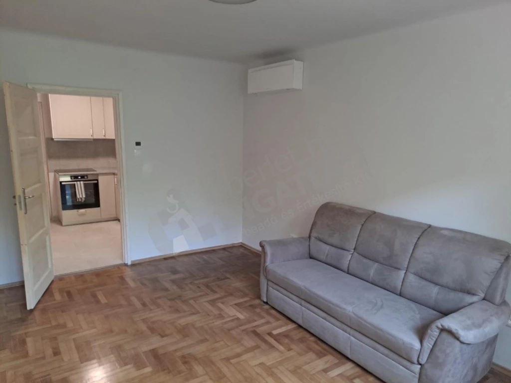 For rent brick flat, Budapest XII. kerület, Németvölgyi út