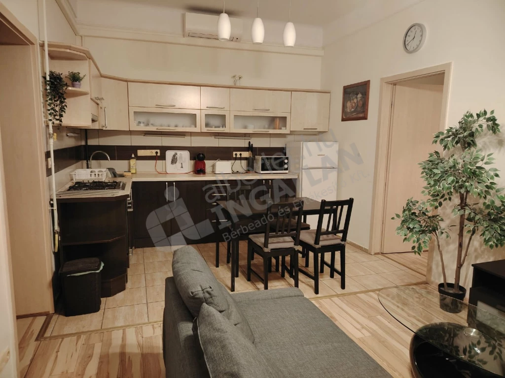 Kiadó téglalakás, Budapest VI. kerület, Bajcsy-Zsilinszky út