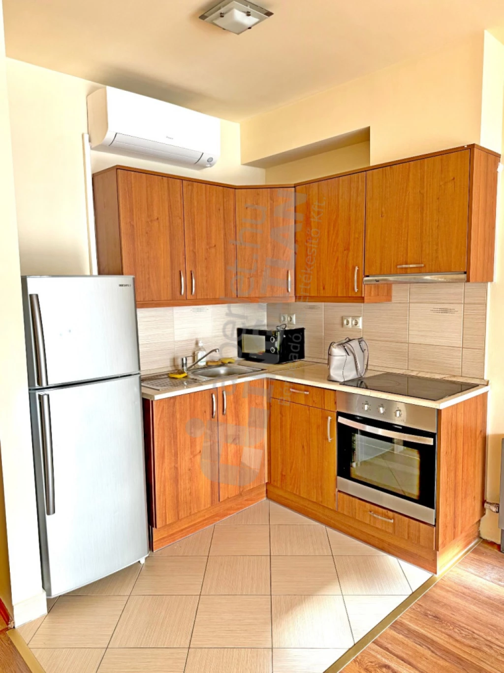 For rent brick flat, Budapest XI. kerület, Váli utca