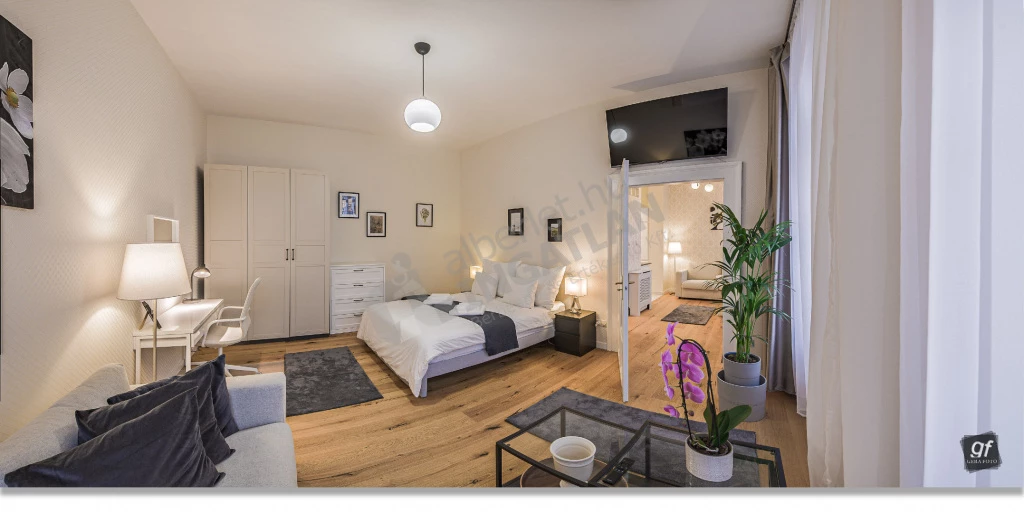 For rent brick flat, Budapest V. kerület, Arany János utca