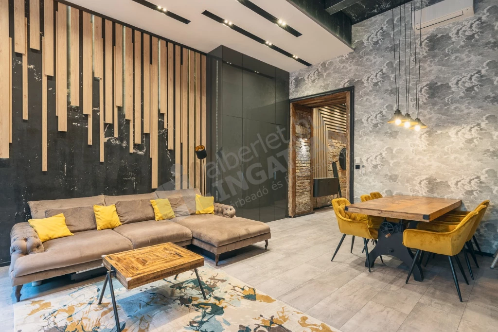 Eladó téglalakás, Budapest V. kerület, Október 6. utca