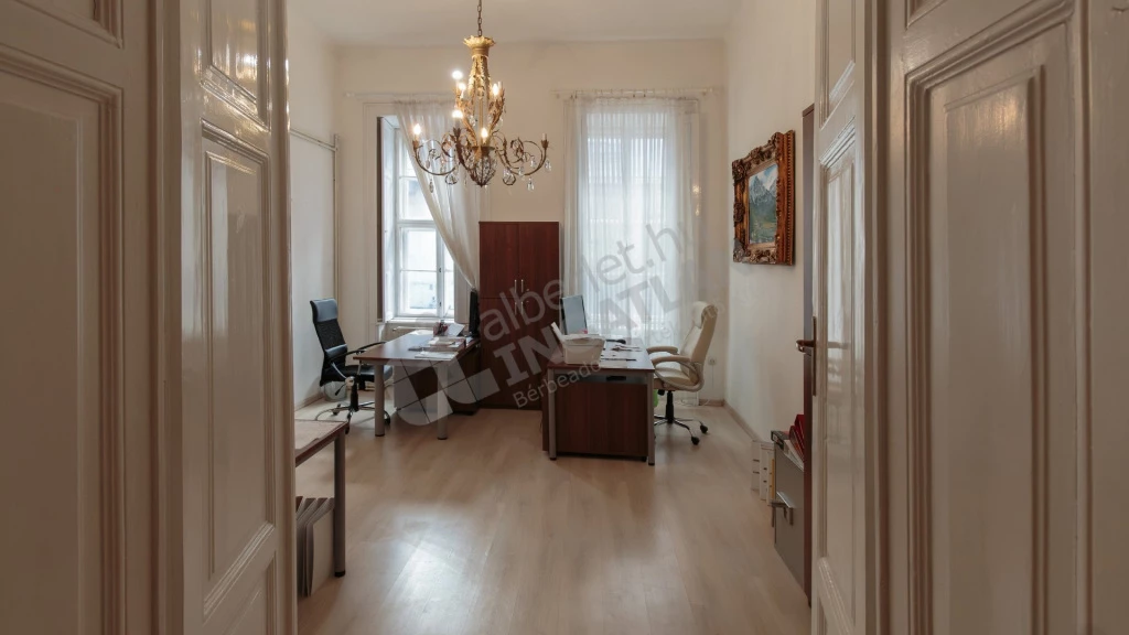 For rent brick flat, Budapest V. kerület, Irányi utca