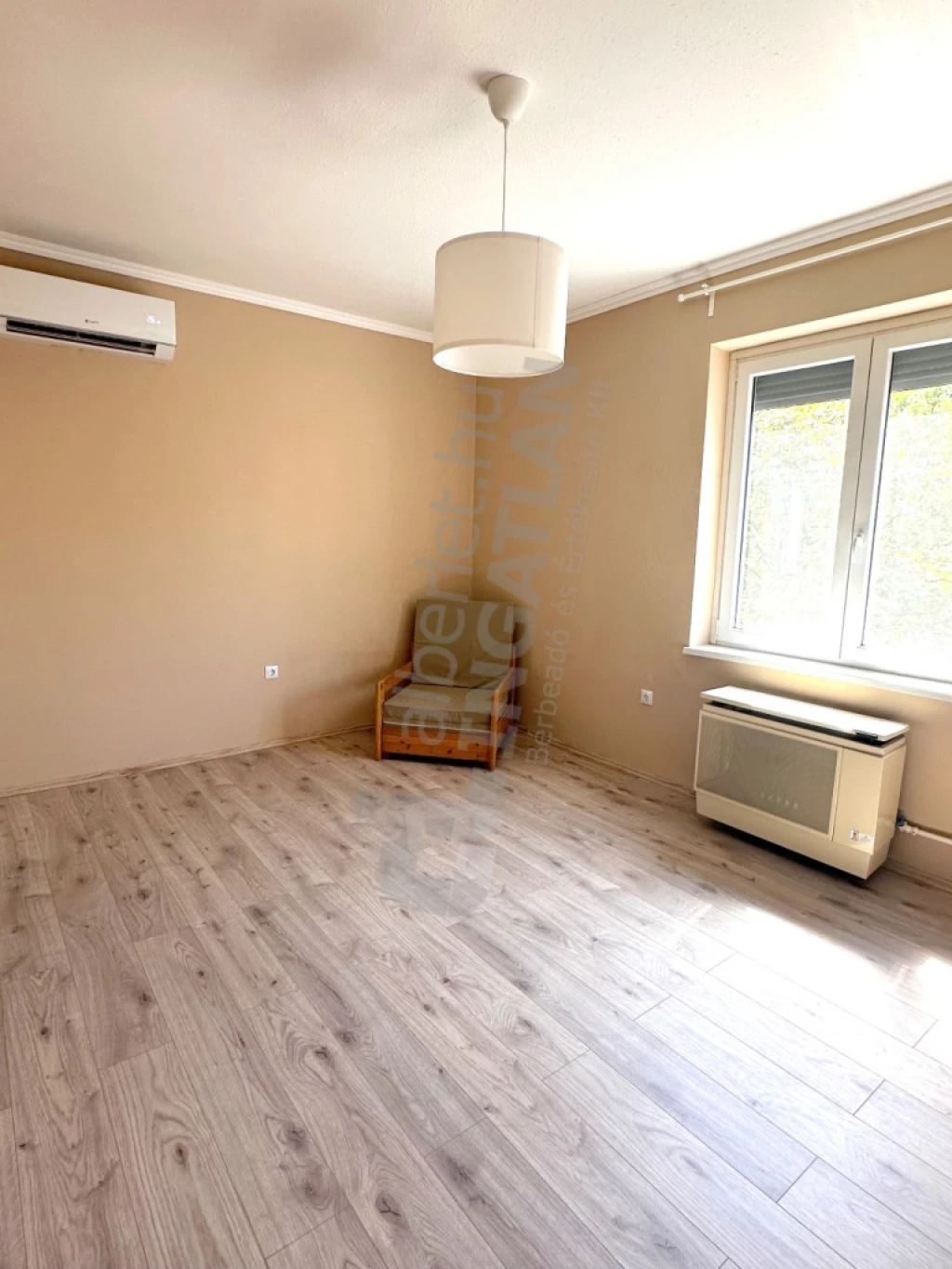 For rent brick flat, Budapest X. kerület, Szárnyas utca