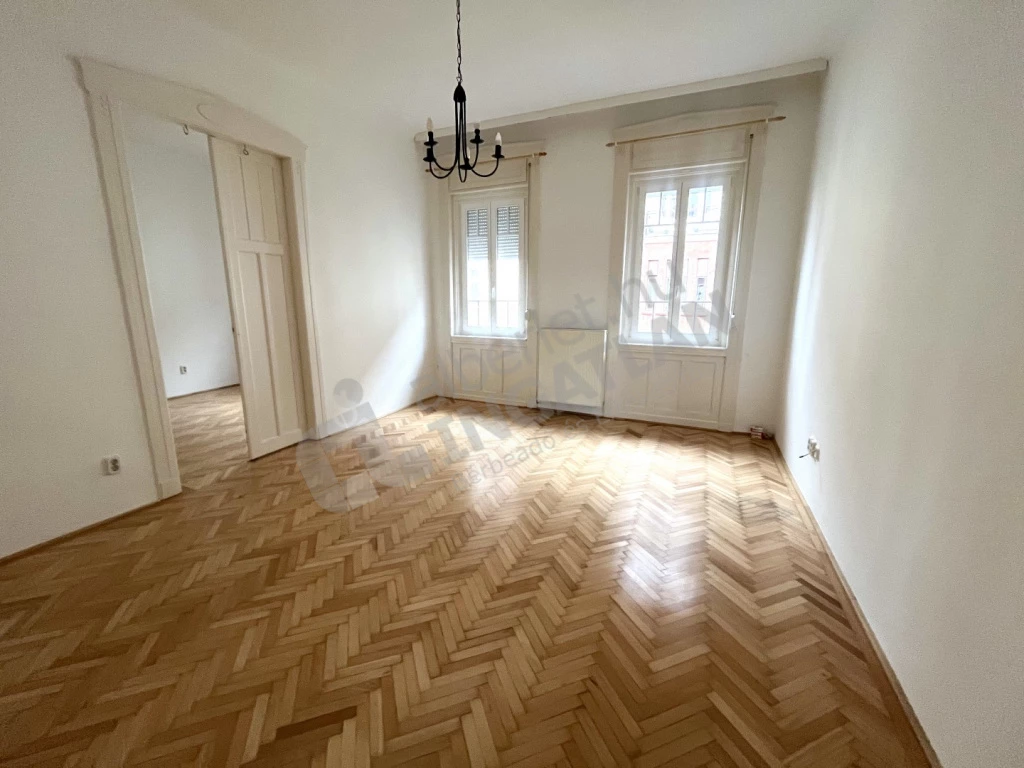 c3-2-name c2-19-name, Budapest II. kerület, Lövőház utca