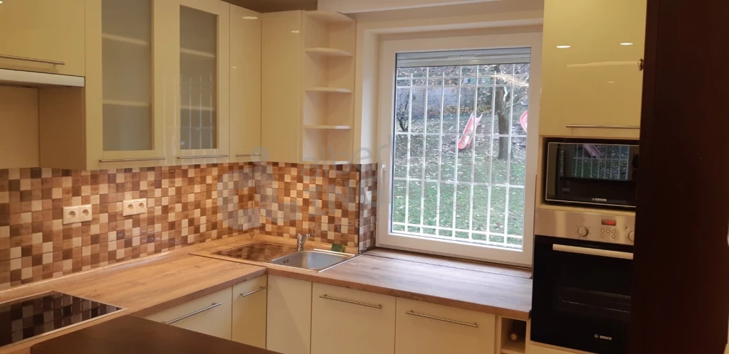 Kiadó téglalakás, Budapest III. kerület, Kiscelli köz