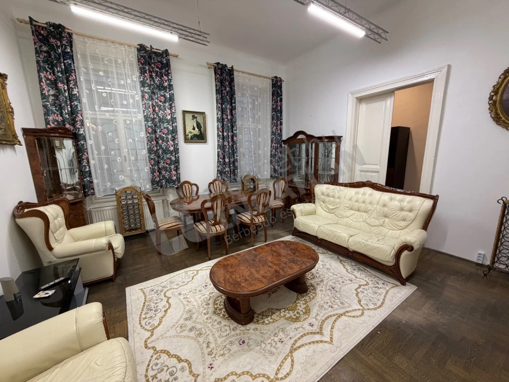 For rent brick flat, Budapest V. kerület, Veres Pálné utca